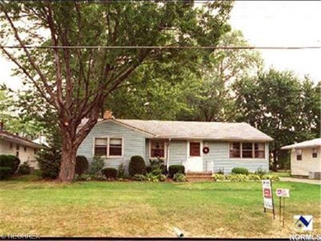 975 N Pasadena, Elyria, OH 44035 photo 1
