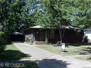 326 Windsor Dr, Elyria, OH 44035 photo 1