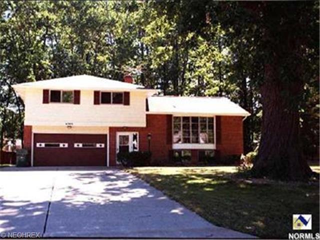 6385 Bryson Dr, Mentor, OH 44060 photo 1