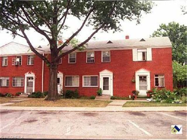 451 Clearview #e18, Euclid, OH 44123 photo 1