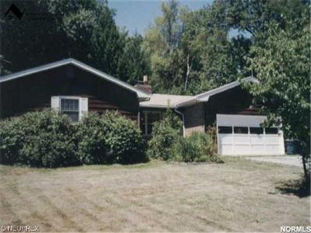 116 Carson, Chardon, OH 44024 photo 1