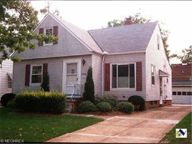 27140 Forestview Ave, Euclid, OH 44132 photo 1