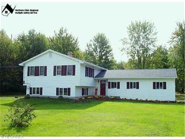 5572 Maple Ave, Geneva, OH 44041 photo 1