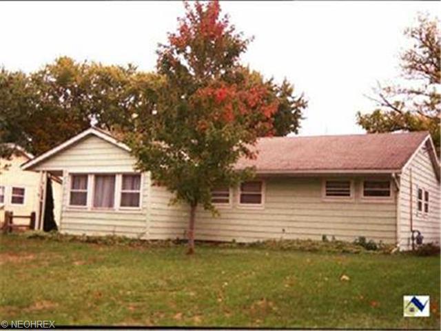 150 Larkmont, Elyria, OH 44035 photo 1