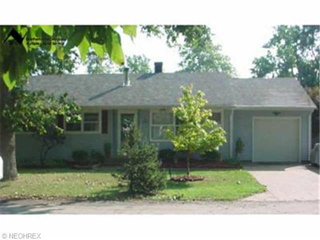 216 Canton Ave, Huron, OH 44839 photo 1