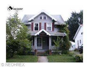 240 Spruce St, Elyria, OH 44035 photo 1