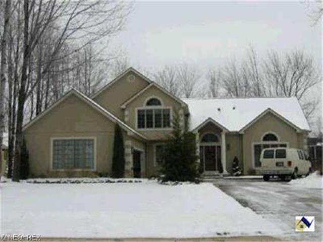 4859 Pheasant Dr, Lorain, OH 44053 photo 1