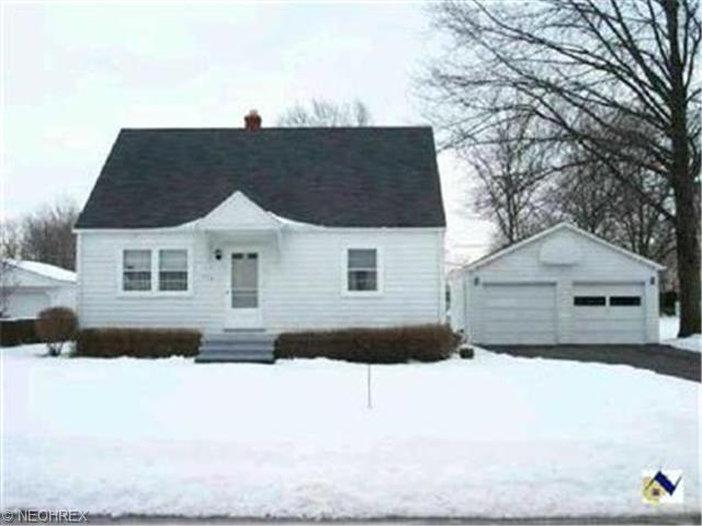 948 Norman Ave, Ashtabula, OH 44004 photo 1