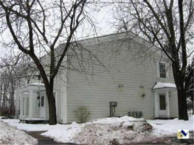 56 Valley Frg, Elyria, OH 44035 photo 1