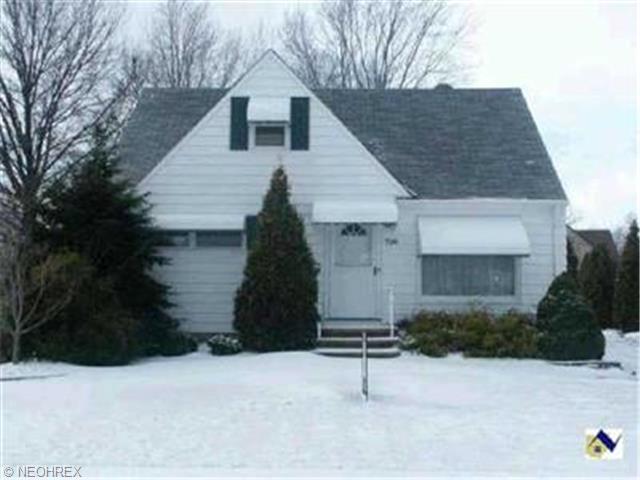 728 E 249, Euclid, OH 44123 photo 1