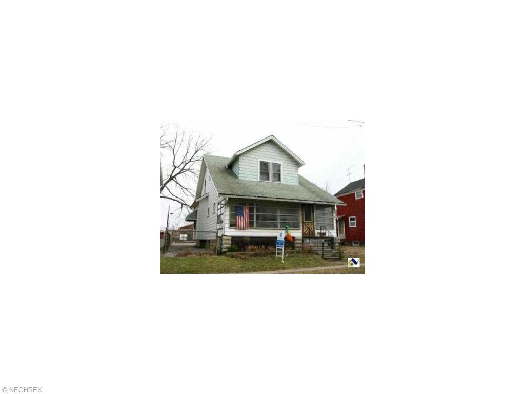 221 Sumner St, Elyria, OH 44035 photo 1