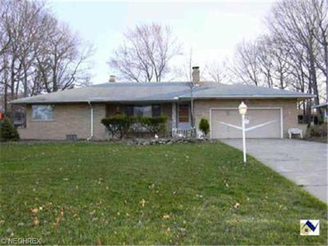 1734 E Parkhaven Dr, Independence, OH 44131 photo 1