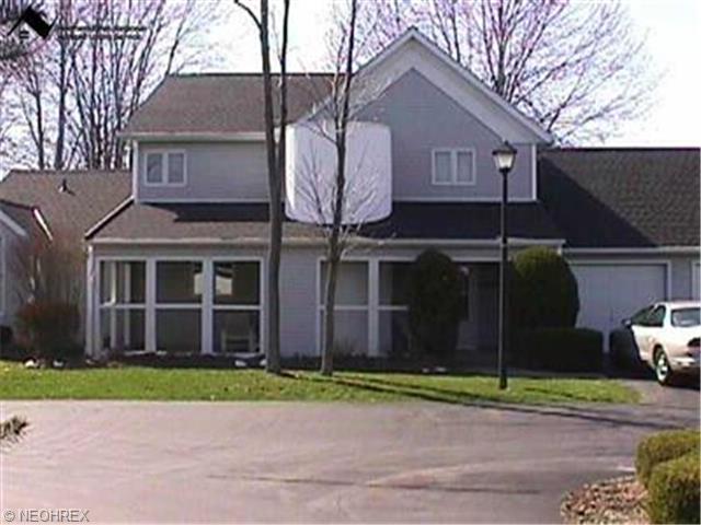180 Burns, Elyria, OH 44035 photo 1