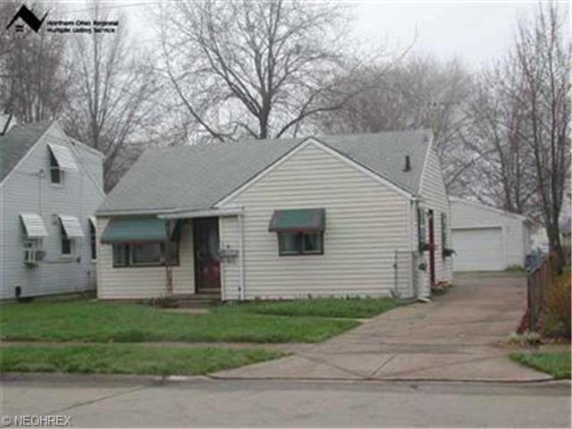 178 Caroline St, Elyria, OH 44035 photo 1