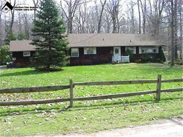 6240 Forest Dr, Ashtabula, OH 44004 photo 1