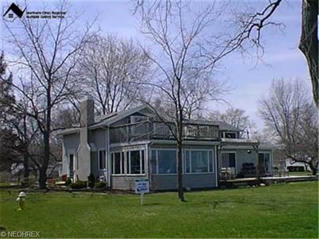 201 Bucyrus, Huron, OH 44839 photo 1