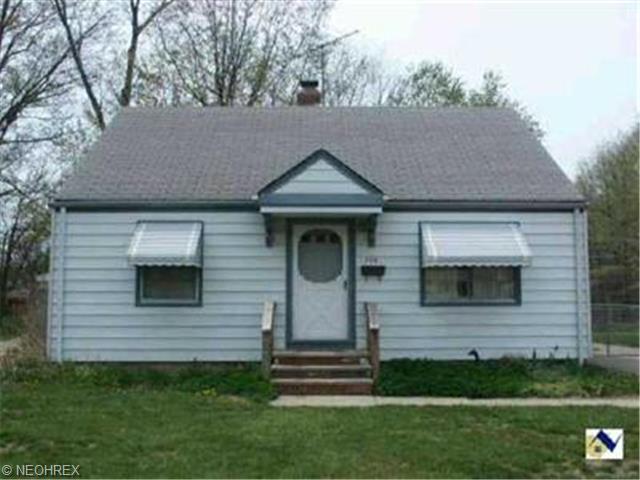 740 E 254, Euclid, OH 44132 photo 1