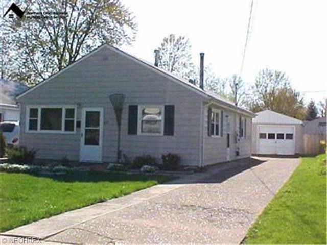 623 Boston Ave, Elyria, OH 44035 photo 1