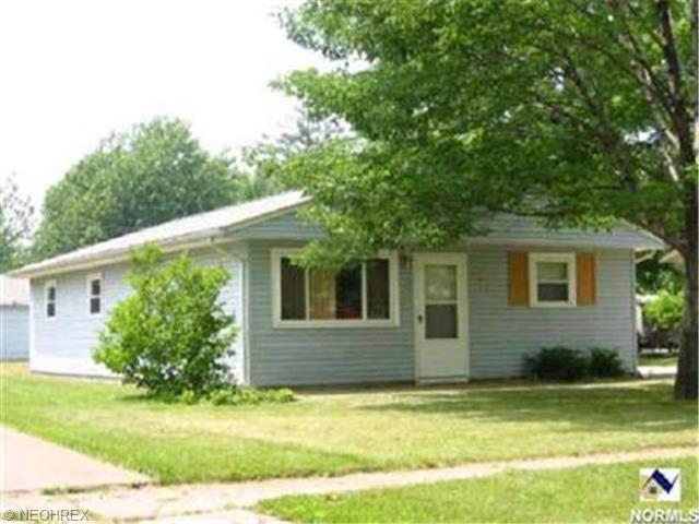 985 Salem Ave, Elyria, OH 44035 photo 1