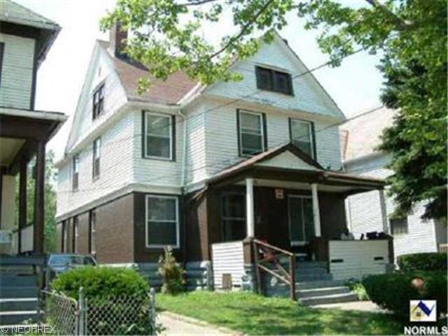 1734 E 70 St, Cleveland, OH 44103 photo 1