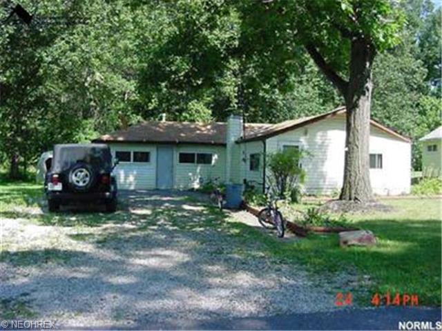 6227 Antrim Rd, Elyria, OH 44035 photo 1