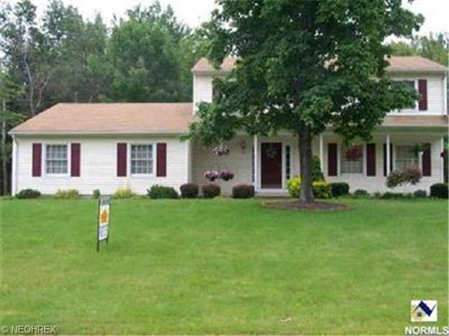 2457 Deerfield Dr, Ashtabula, OH 44004 photo 1