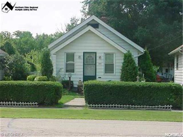36934 St Clair, Willoughby, OH 44094 photo 1