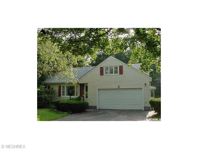 8999 Bluff St, Willoughby, OH 44094 photo 1