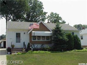 29308 Fairway Blvd, Eastlake, OH 44095 photo 1