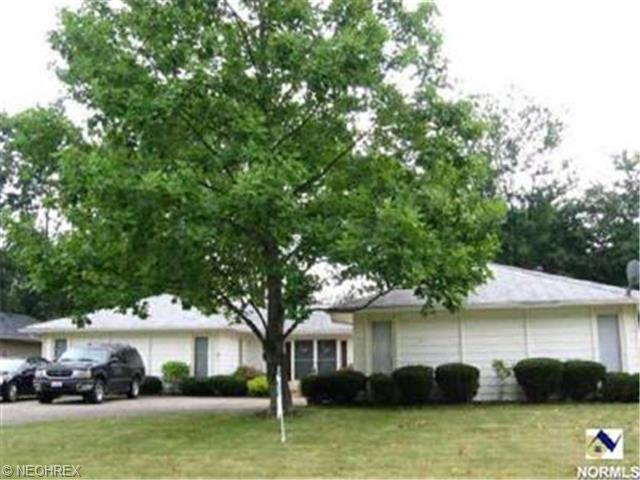 355 Crossbrook, Berea, OH 44017 photo 1
