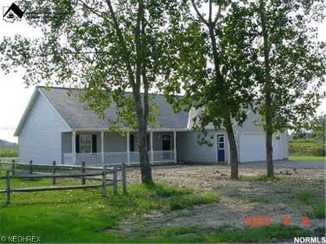 17404 Fairway Dr, Lagrange, OH 44050 photo 1