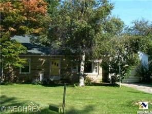 8437 Forestview Ave, Mentor, OH 44060 photo 1