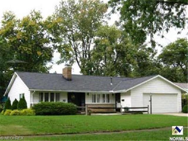 210 Sunset, Berea, OH 44017 photo 1