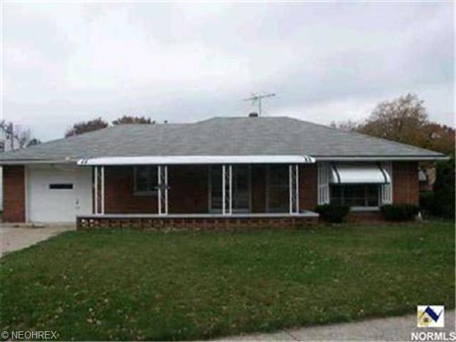 2114 Rockefeller, Wickliffe, OH 44092 photo 1