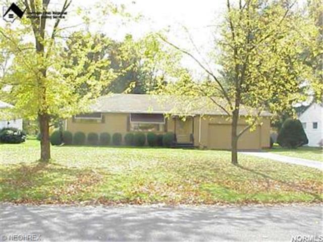 39583 Carol Ln, Elyria, OH 44035 photo 1