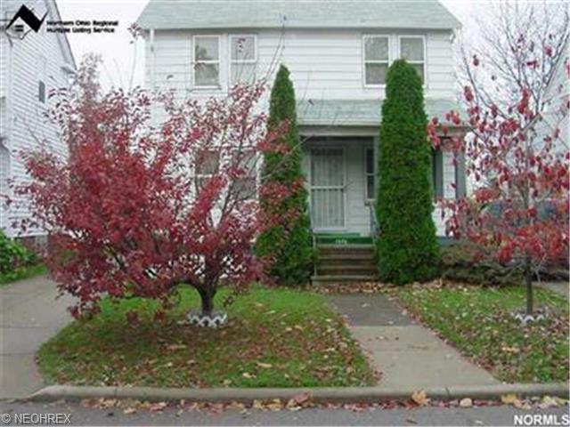 1570 E 219th St, Euclid, OH 44117 photo 1