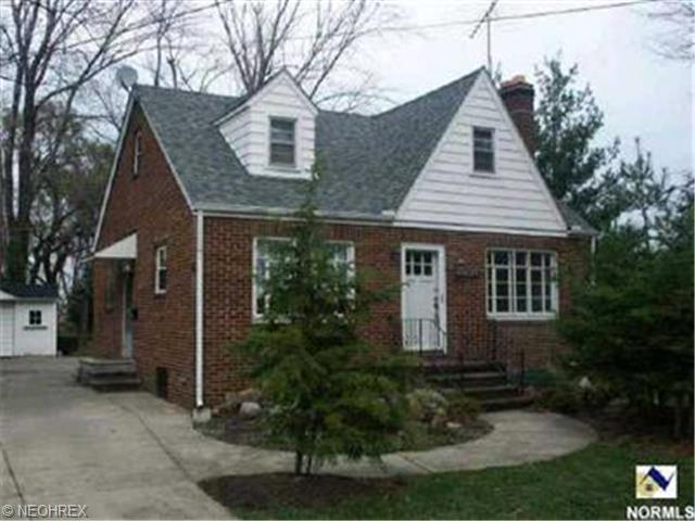 8375 Nowlen St, Mentor, OH 44060 photo 1
