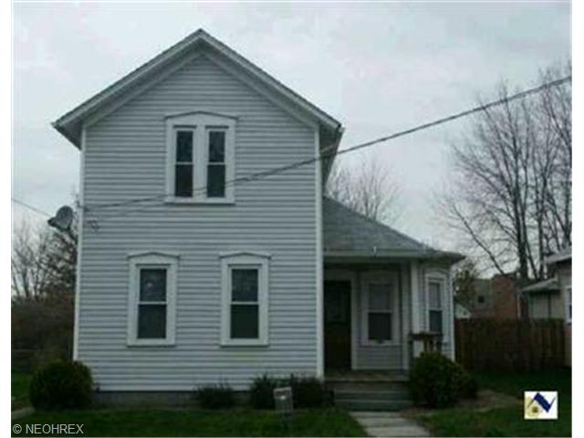 37905 Third St, Willoughby, OH 44094 photo 1