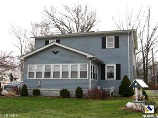 302 E 44th St, Lorain, OH 44052 photo 1