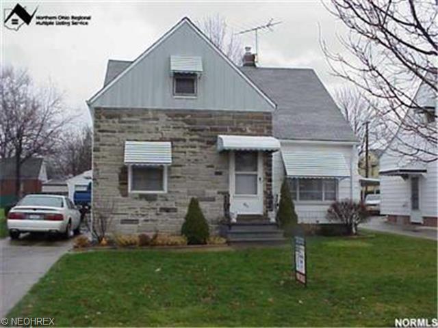 735 E 249th St, Euclid, OH 44123 photo 1