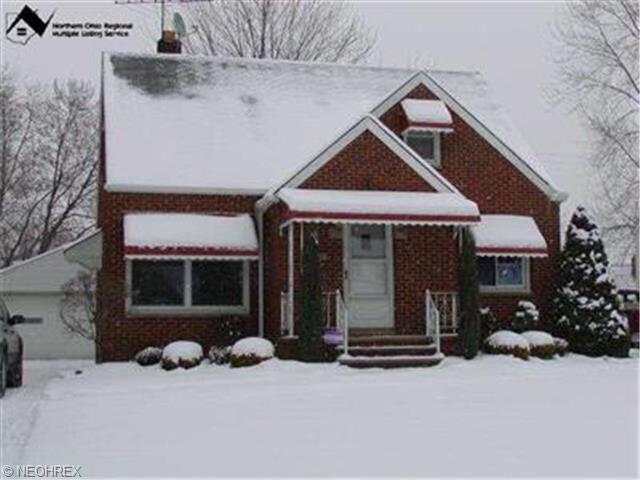 401 E 270th St, Euclid, OH 44132 photo 1