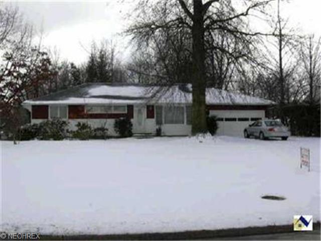 3322 Chestnut Rd, Independence, OH 44131 photo 1