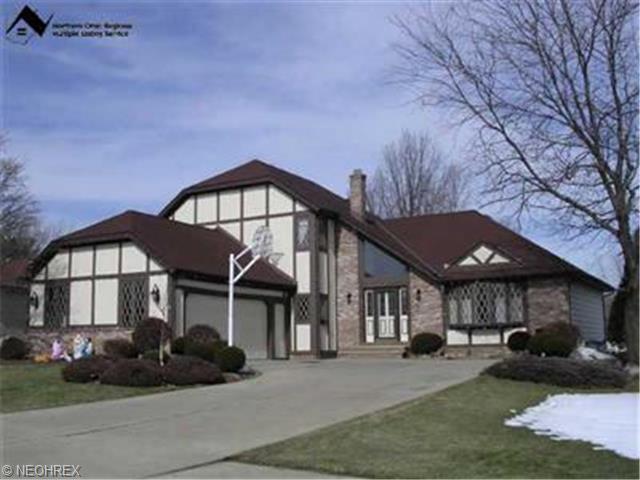4331 Gene Dr, Independence, OH 44131 photo 1