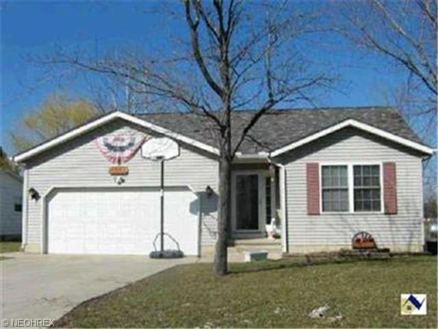 378 Stable Dr, Lagrange, OH 44050 photo 1