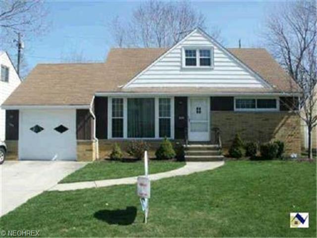 295 E 262nd St, Euclid, OH 44132 photo 1