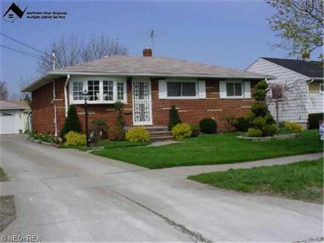 5986 Smith Rd, Brookpark, OH 44142 photo 1