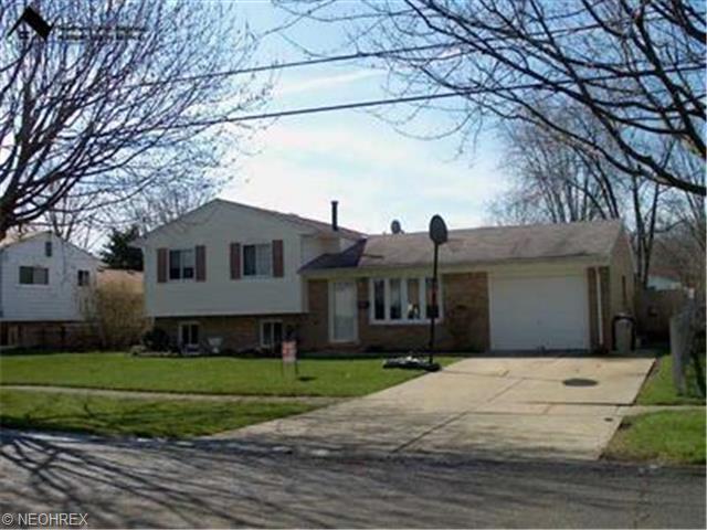 889 Wilder Ave, Elyria, OH 44035 photo 1