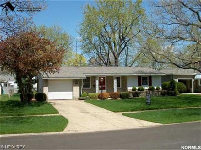 131 Elma Dr, Elyria, OH 44035 photo 1