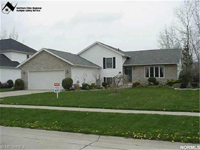 924 Glenview Dr, Huron, OH 44839 photo 1