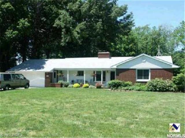 6954 Parmalee Dr, Mentor, OH 44060 photo 1